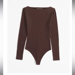 Abercrombie Women's
Long-Sleeve Wide Rib Slash Bodysuit